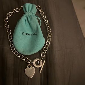 Tiffany 925 toggle neclace very pretty❤️